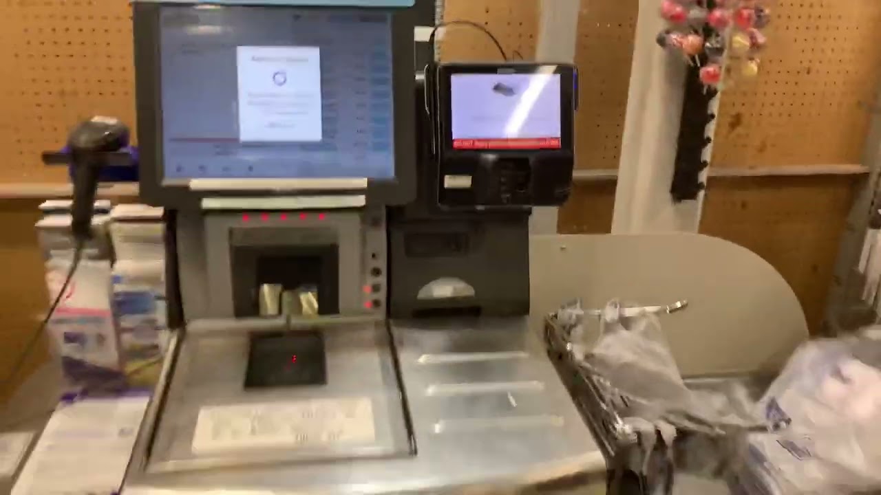 Lowe’s self checkout