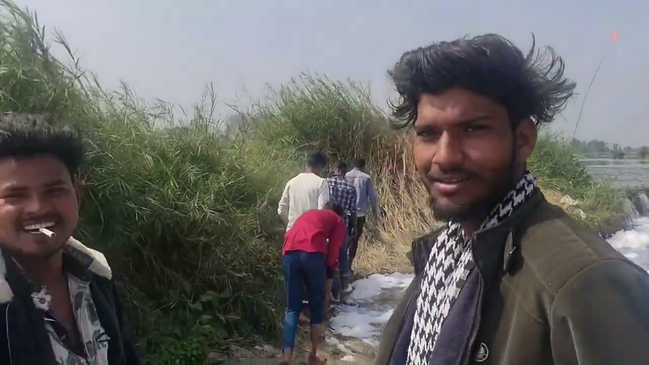 Kharkra Ghat ghumne gaye,