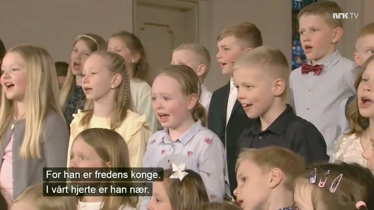 Palmesøndag. Barnekor synger Gloria