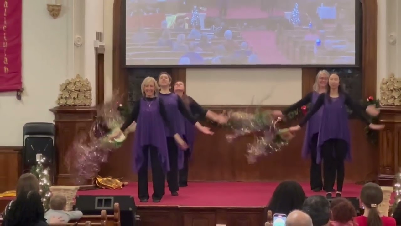 That’s My King by Cece Winans praise dance with streamers and flags