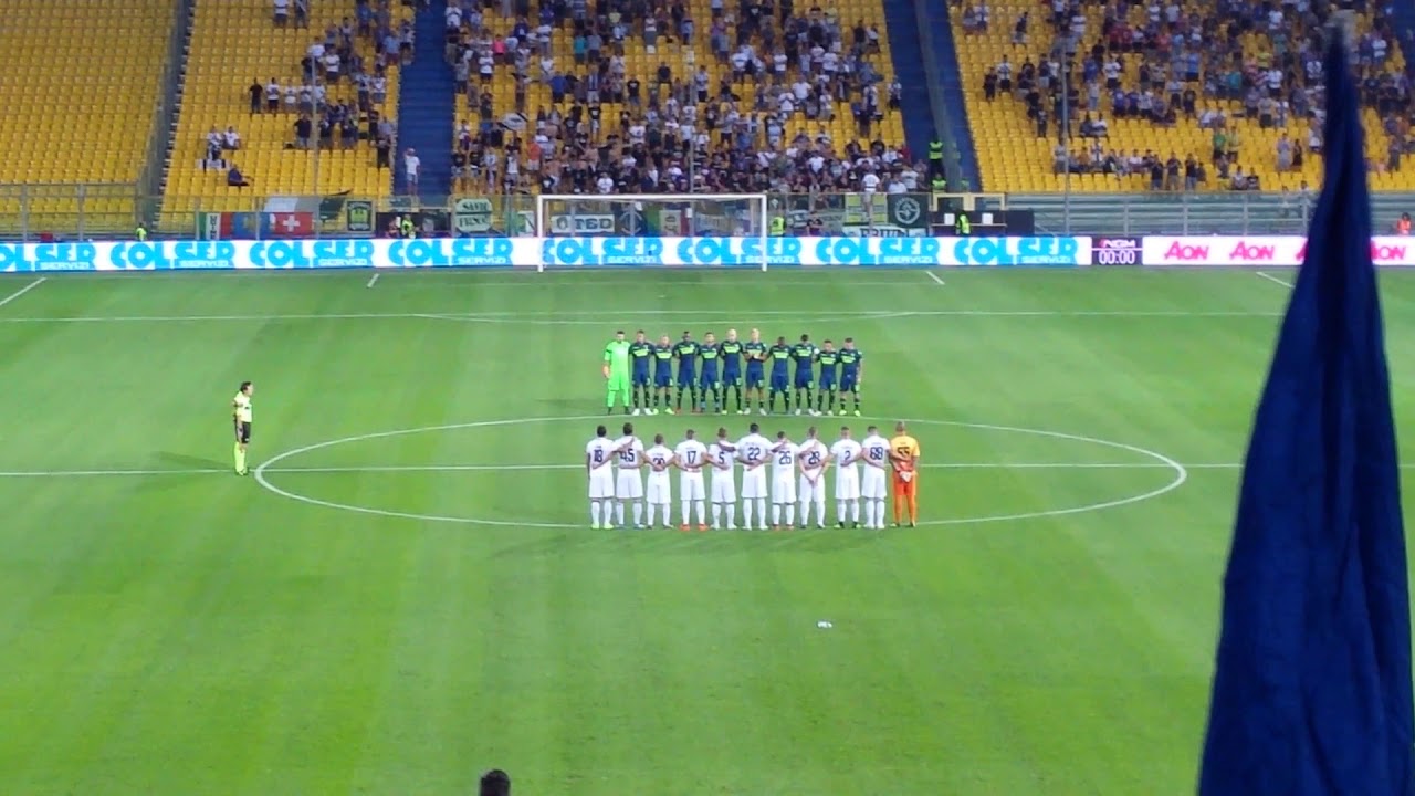 Minuto di silenzio per GENOVA ( Parma - Udinese ) 19-8-18