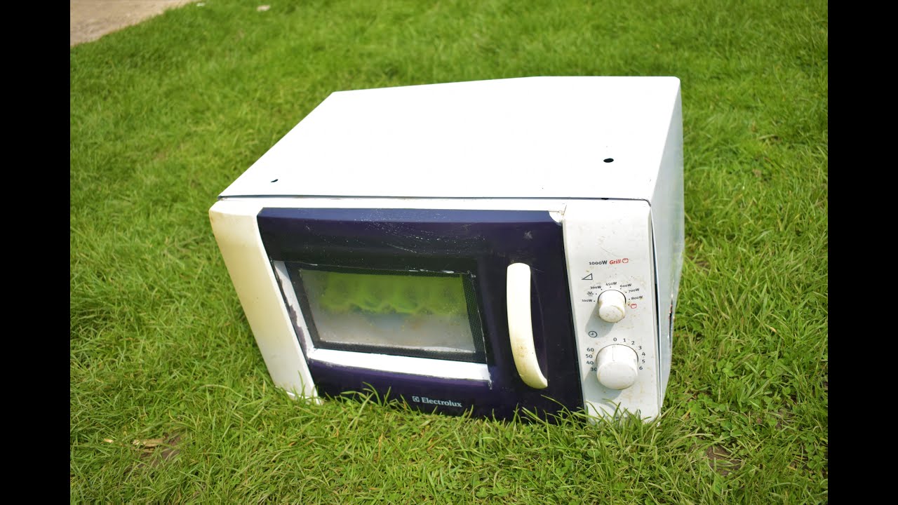 OLD AND DAMAGED MICROWAVE OVEN ??? What a Clever Project you can Make from an Old Мicrowave Оven ?