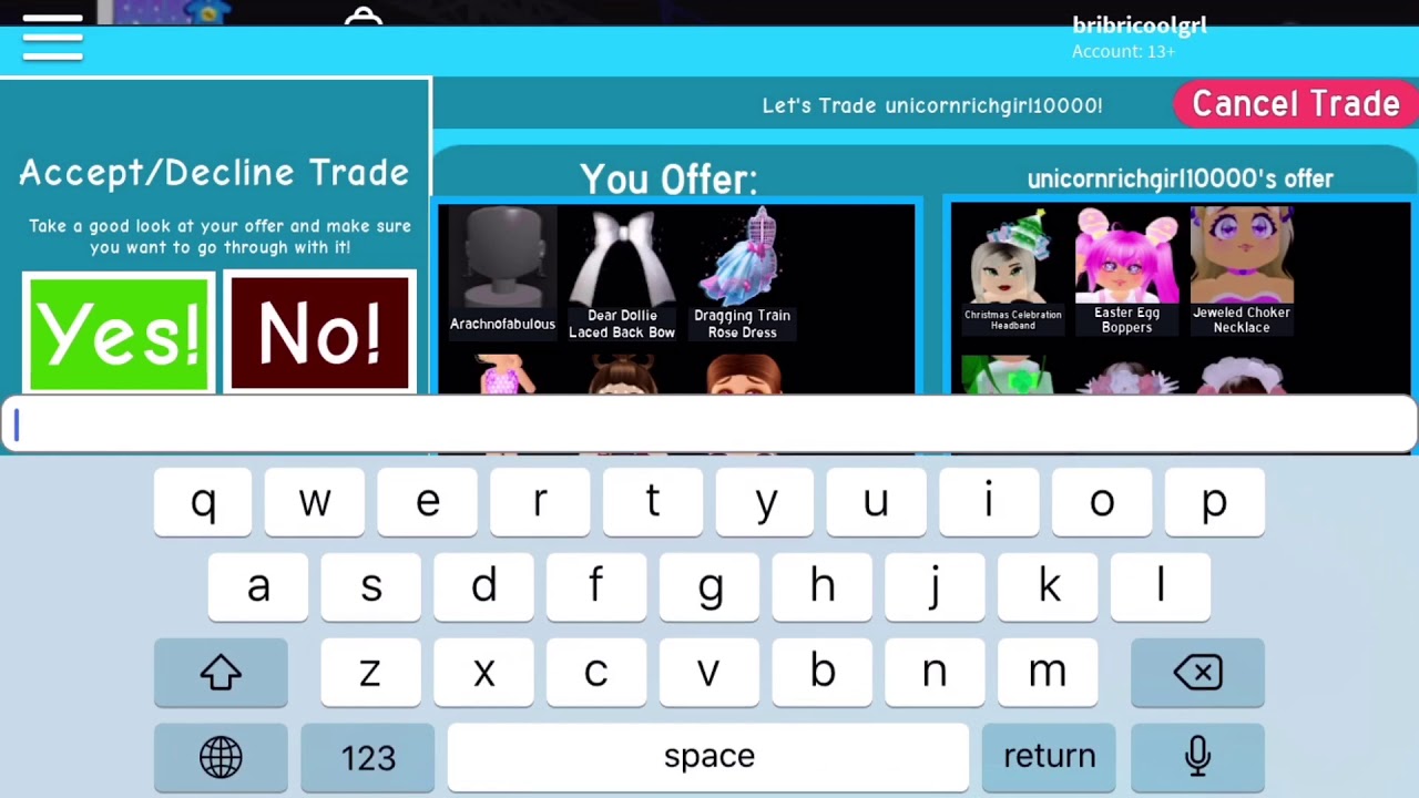 GIRL TRIES TO SCAM ME IN ROYALE HIGH TRADING!