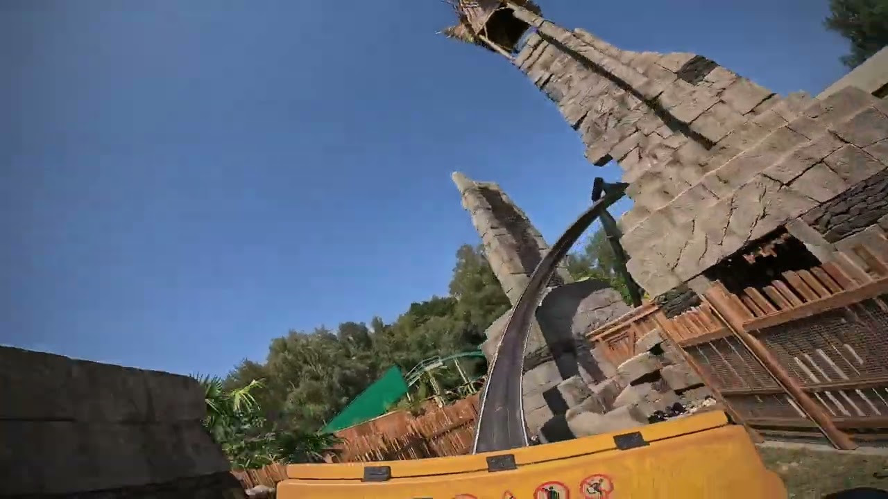Mahuka - Walibi Rhone Alpes - on ride POV