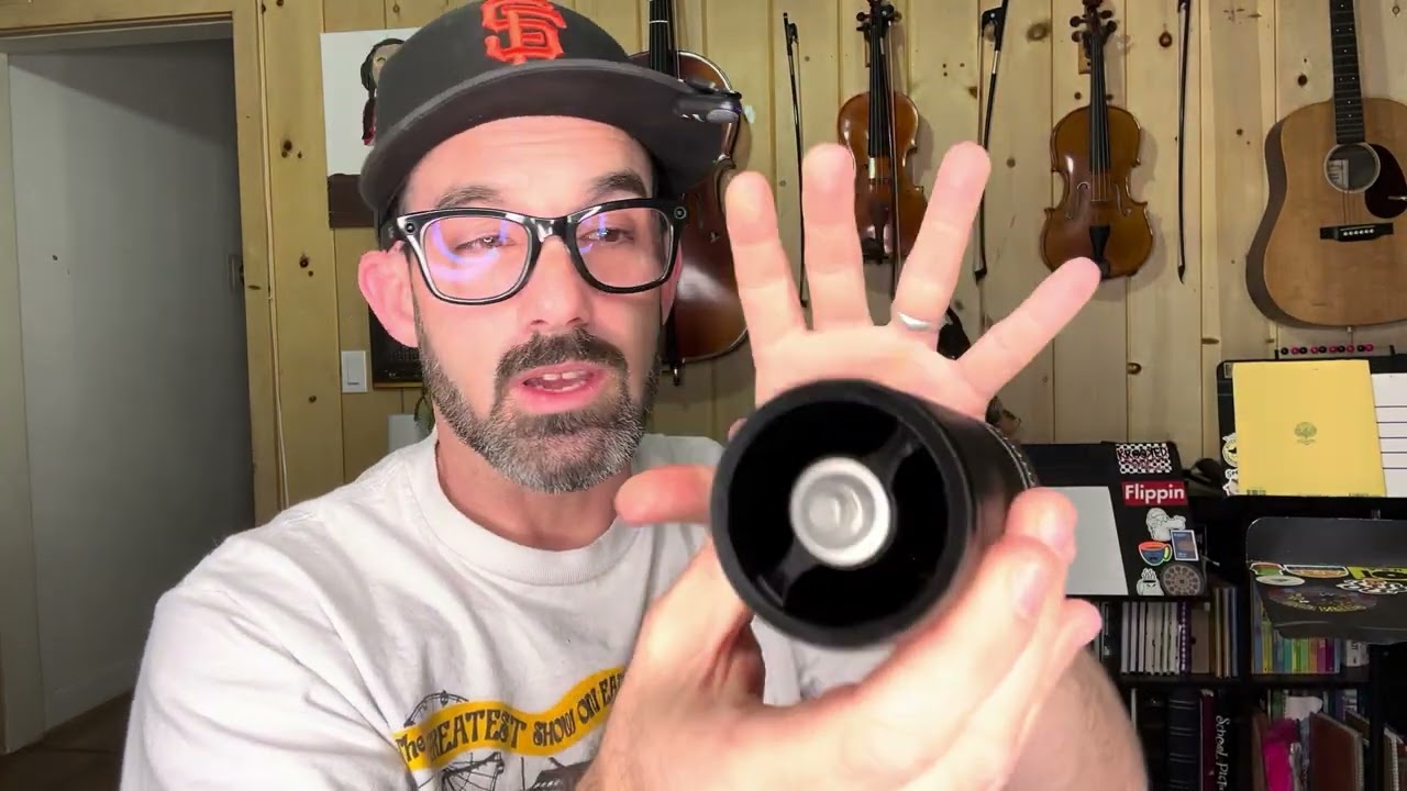 Why This Manual Grinder Impressed Me (Fiamma & Ferro Review)