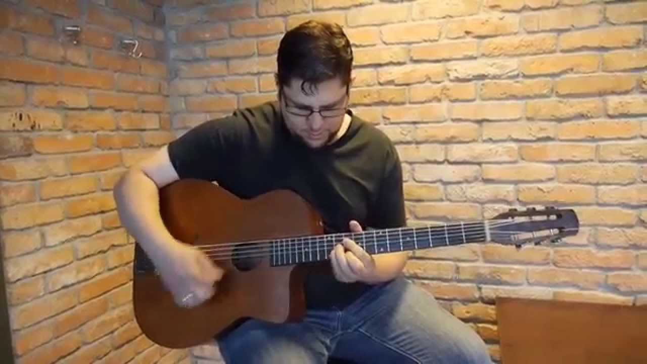Trying a Busato gypsy jazz guitar