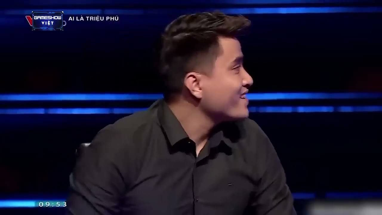 Lần đầu tiên có người chơi vác kiếm lên trường quay AI LÀ TRIỆU PHÚ doạ MC XOAY