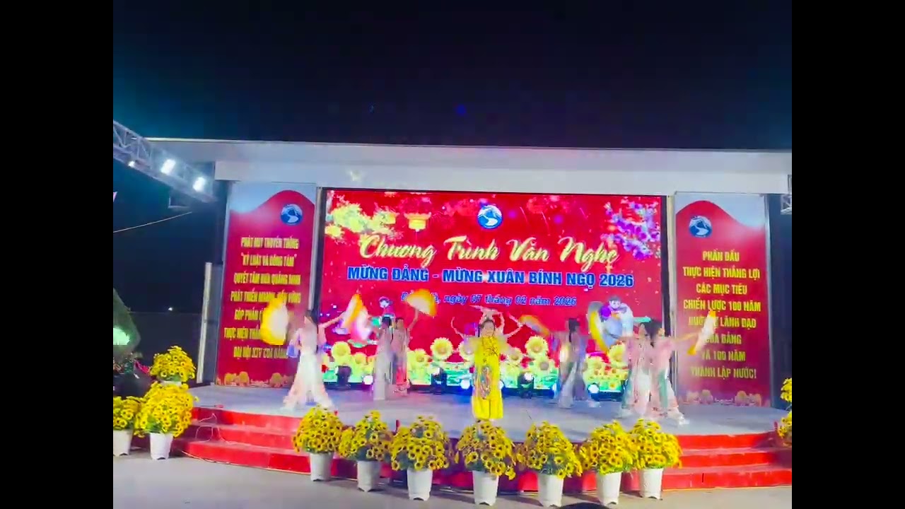 Múa nhảy Như hoa mùa xuân