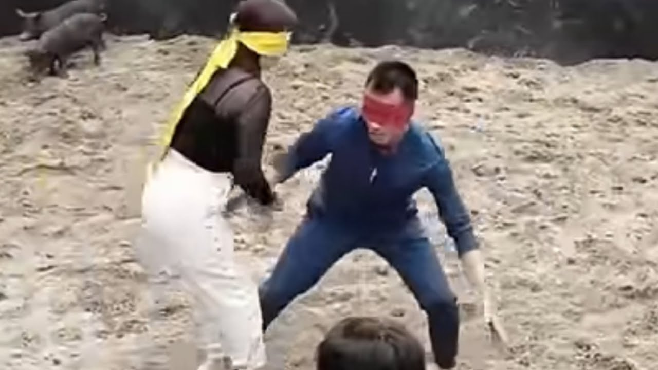 Bịt Mắt Bắt Lợn Hay Bịt Mắt Bắt …?