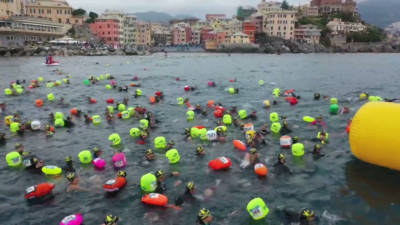 Tutto pronto a Boccadasse per la traversata di nuoto in acque libere “crêuza de mä”