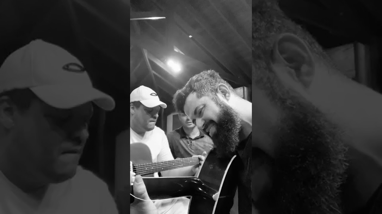 Ela &eacute; ela (Ruan Soares, Nando Marx, Flavinho Tinto, Douglas Melo e Hernani)