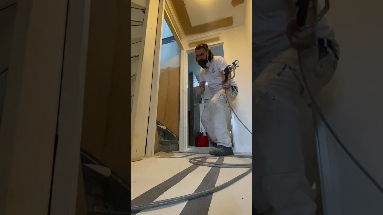 Binnen deurenkozijnen spuiten met minimaal afplakken