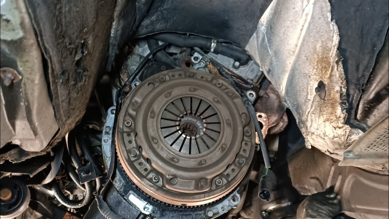 V&yacute;měna spojky na BMW E36 (postup v popisu)