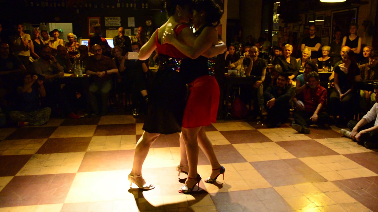 Mariana Docampo y Anahí Carballo en el Festival Internacional de Tango Queer de Buenos Aires 2016