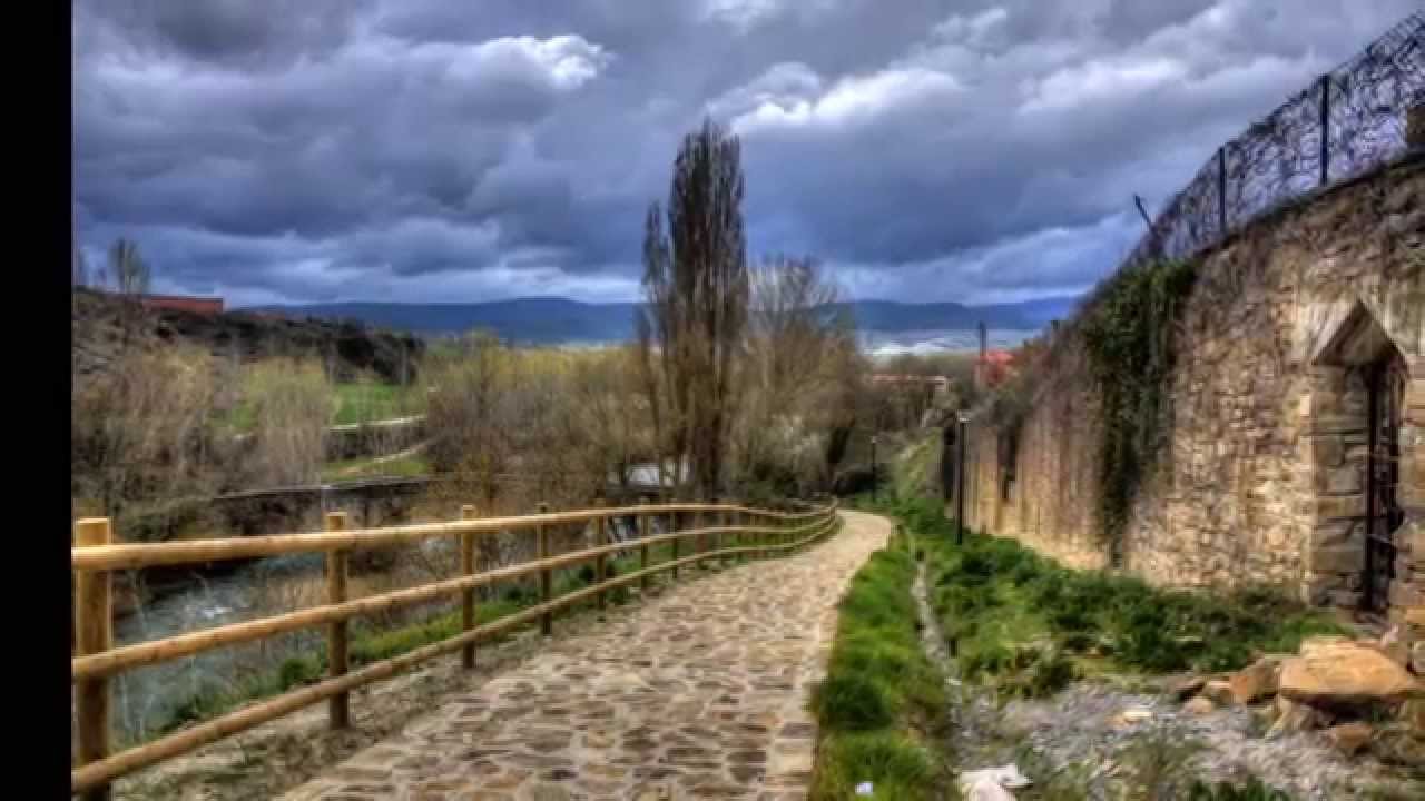 Navarra  081  LUMBIER  Ilunberri  villa medieval