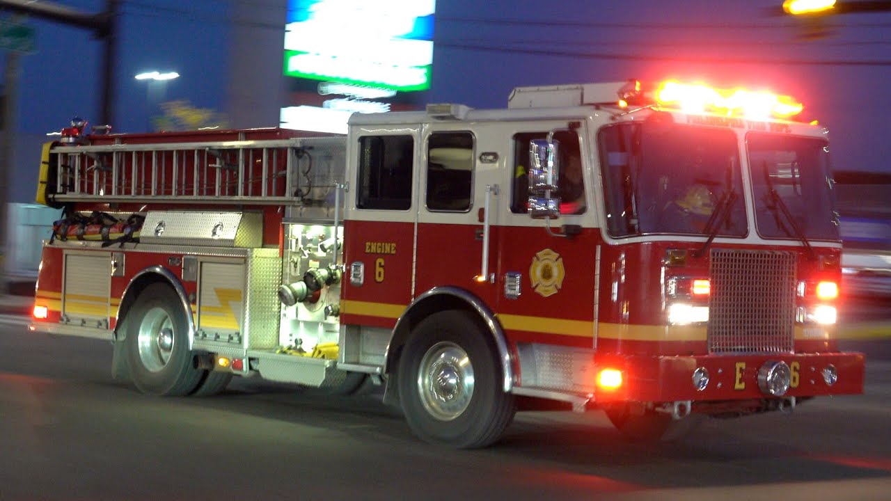 Philadelphia Fire Department Engine 6 & Ladder 16 Responding