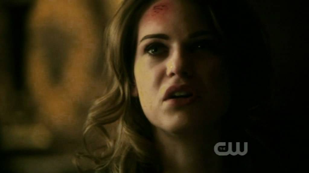 Nikita 2x11 - Alex gets caught - 