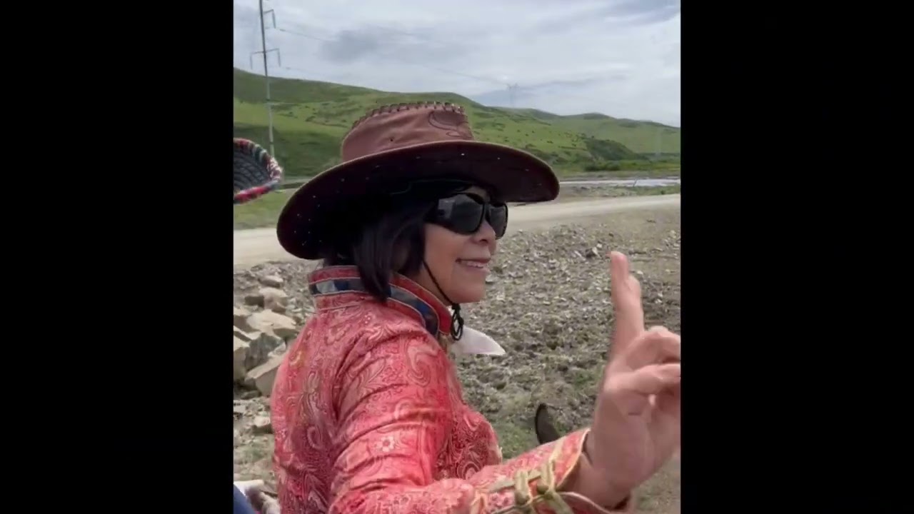 阿壩藏族羌族自治州若尔蓋草原騎馬初體驗
