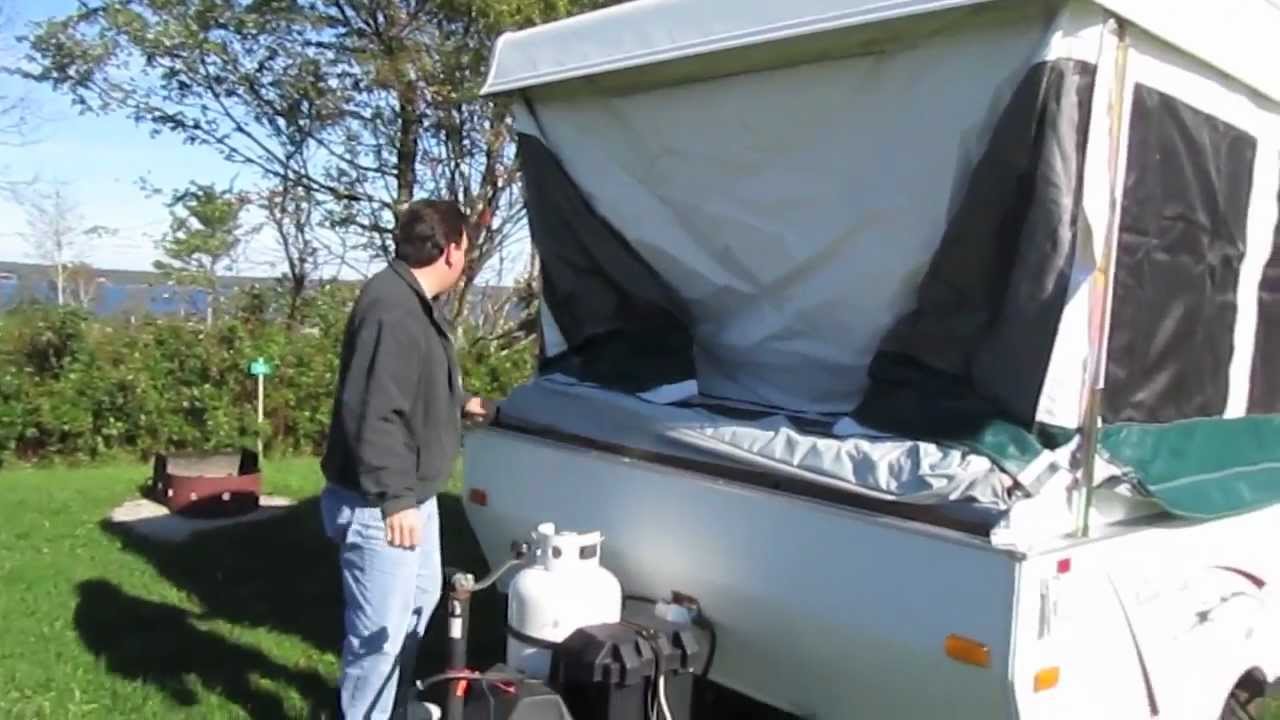 Palomino Real Lite popup trailer setup