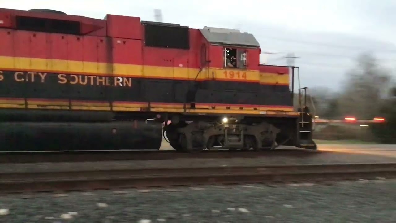 KCS 1914 local a re-route local freight train on glidden subdivision, Rosenberg Texas 3/5/2022