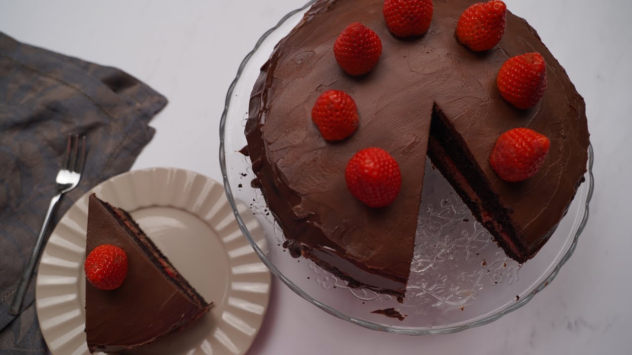 Čokoladna torta s jagodama