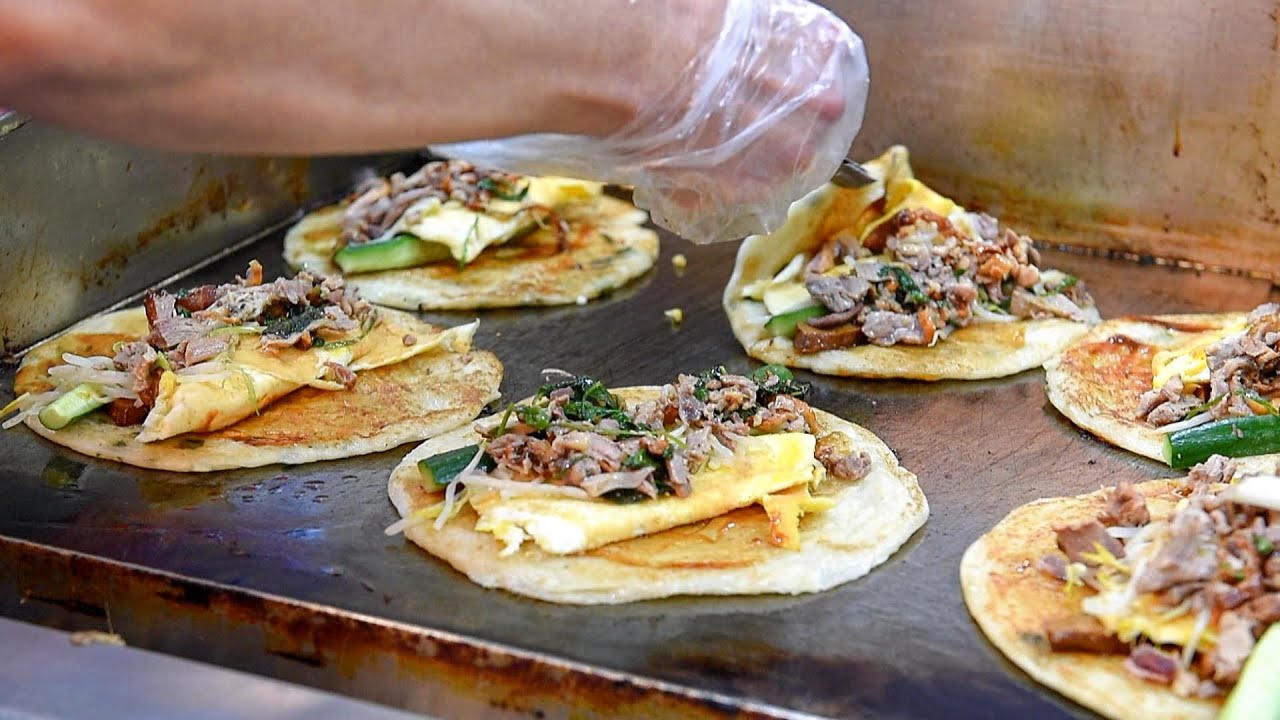 Popular street food! Roast duck roll master near Taipei Main Station,北車美食,開封府捲餅