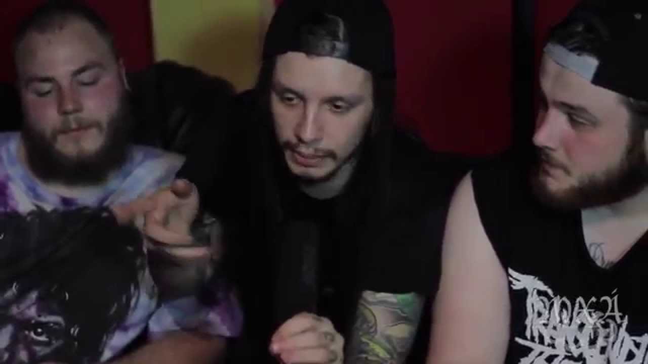 [MxÁ] - Interview Black Tongue (VOST)