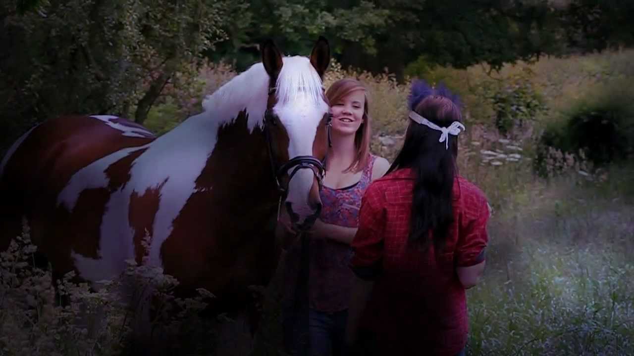 Behind the scenes: Zoe Hart & Prince