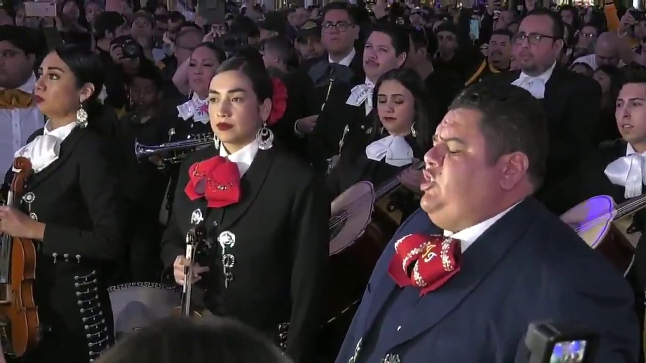 Mariachis honor Kobe Bryant with 'Amor Eterno’ outside Staples Center I ABC7