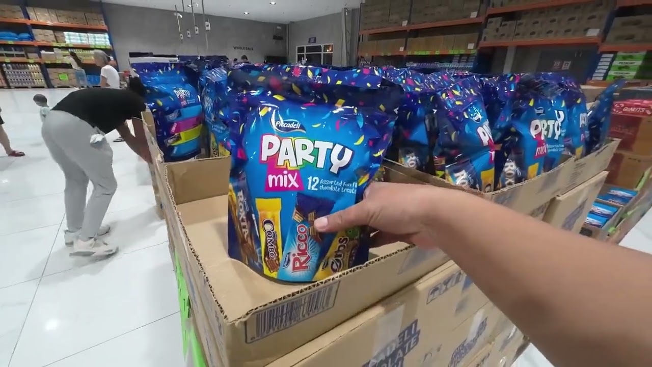 WAREHOUSE NG IMPORTED CHOCOLATE SA VALENZUELA CITY