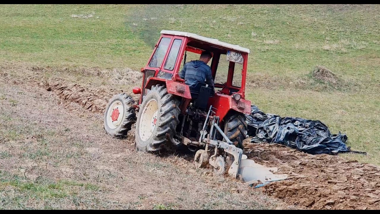 Fiat 420 DT - Oranje uzbrdo na maloj parceli?! (Brzina niže i GAS!)