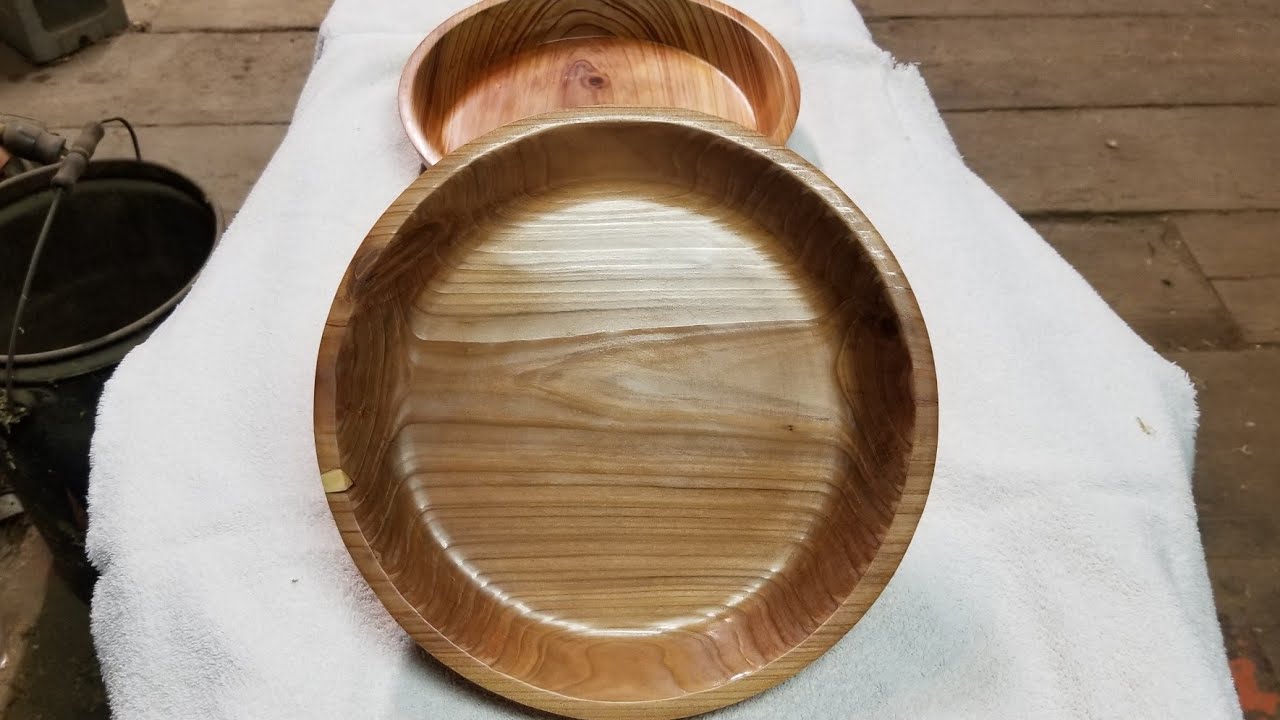 Woodturning - Redwood Bowl with Beeswax Finish