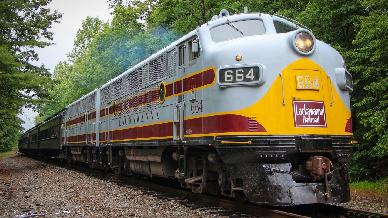 [RR] - Chasing Steamtown Excursions on the Pocono Main with Lackawanna F Units!