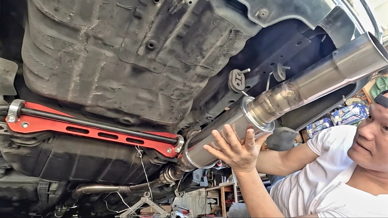 Vibrant Resonator Exhaust sound on 360whp Civic