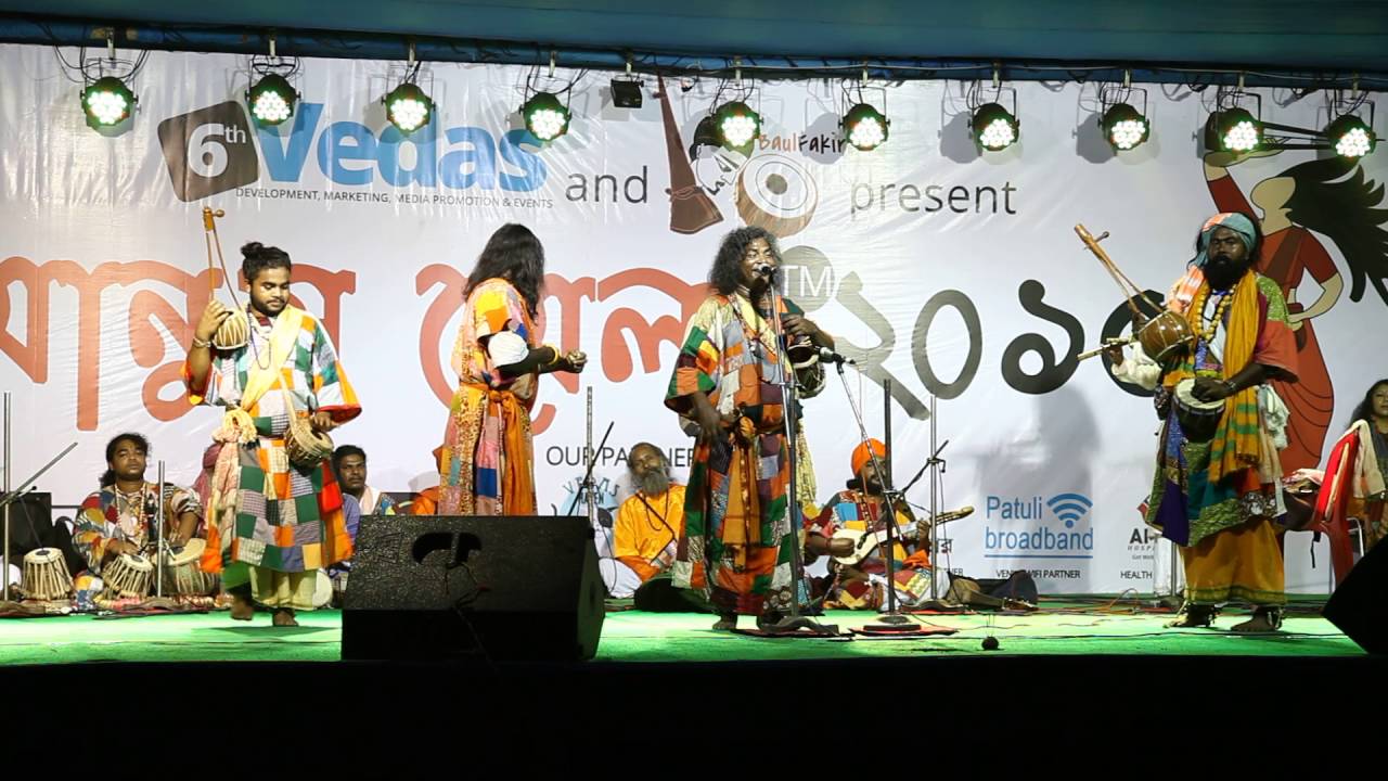 Manush Mela 2015- Tarak Das Baul and others Singing and Dancing on Stage