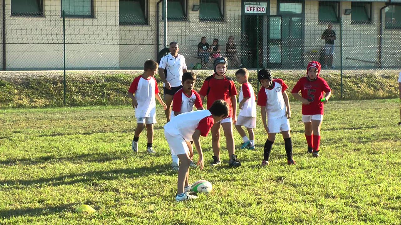 A lezione di mini rugby - il placcaggio