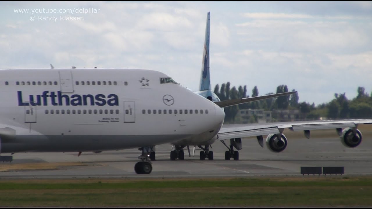 17 minutes of landings and more at YVR - Vancouver