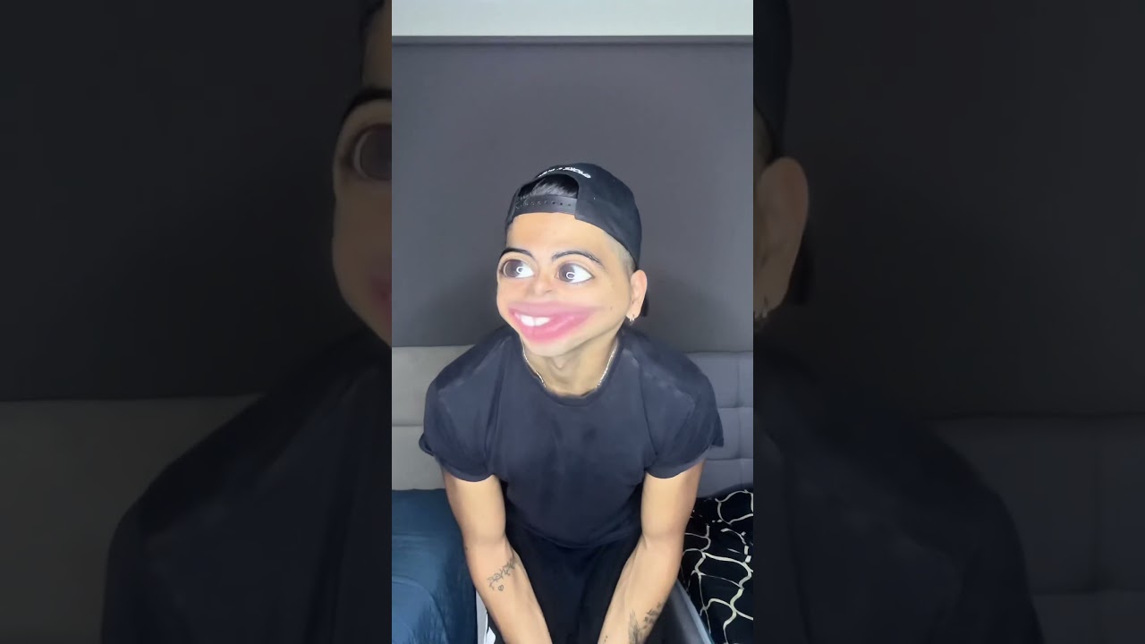 &Omicron; &Mu;&iota;&kappa;&rho;ό&sigmaf; Ή&theta;&epsilon;&lambda;&epsilon; &Nu;&alpha; &Pi;&alpha;ί&xi;&epsilon;&iota; PlayStation &Kappa;&alpha;&iota; &Pi;ή&rho;&epsilon; &Epsilon;&kappa;&delta;ί&kappa;&eta;&sigma;&eta; &Sigma;&tau;&omicron;&nu; &Alpha;&delta;&epsilon;&rho;&phi;ό &Tau;&omicron;&upsilon;!😂 #shorts