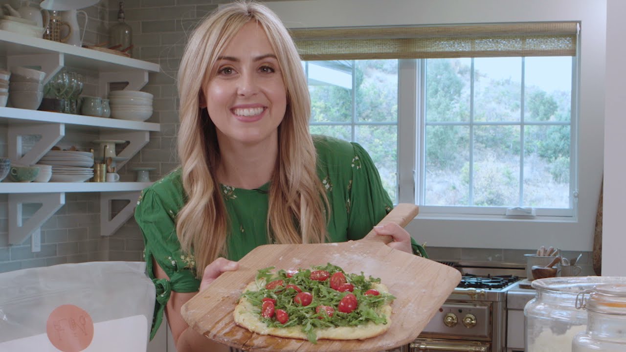 Как приготовить пиццу дома — простая пицца от Food Nanny