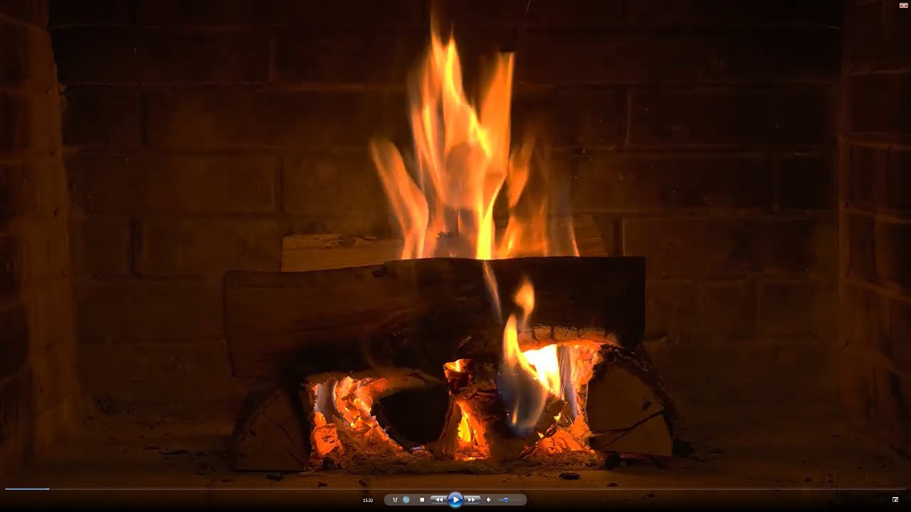 Real fireplace 🔥 - Vrai feu de chemin&eacute;e 🔥