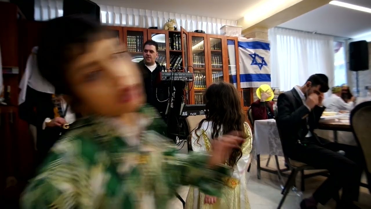 פורים שמח מאיר הכנר האגדי מהוול בכינור החשמלי