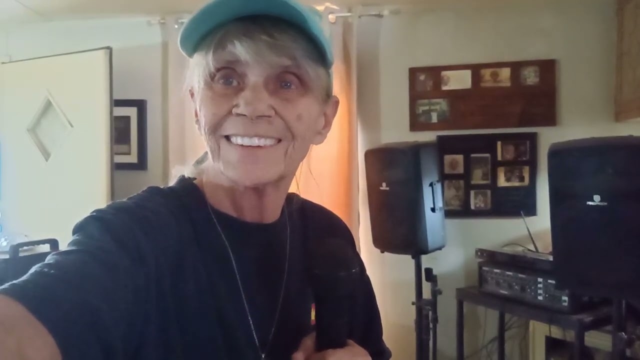 Some Tammy Wynette and a bonus request by my sister ( Timestamps in comments)