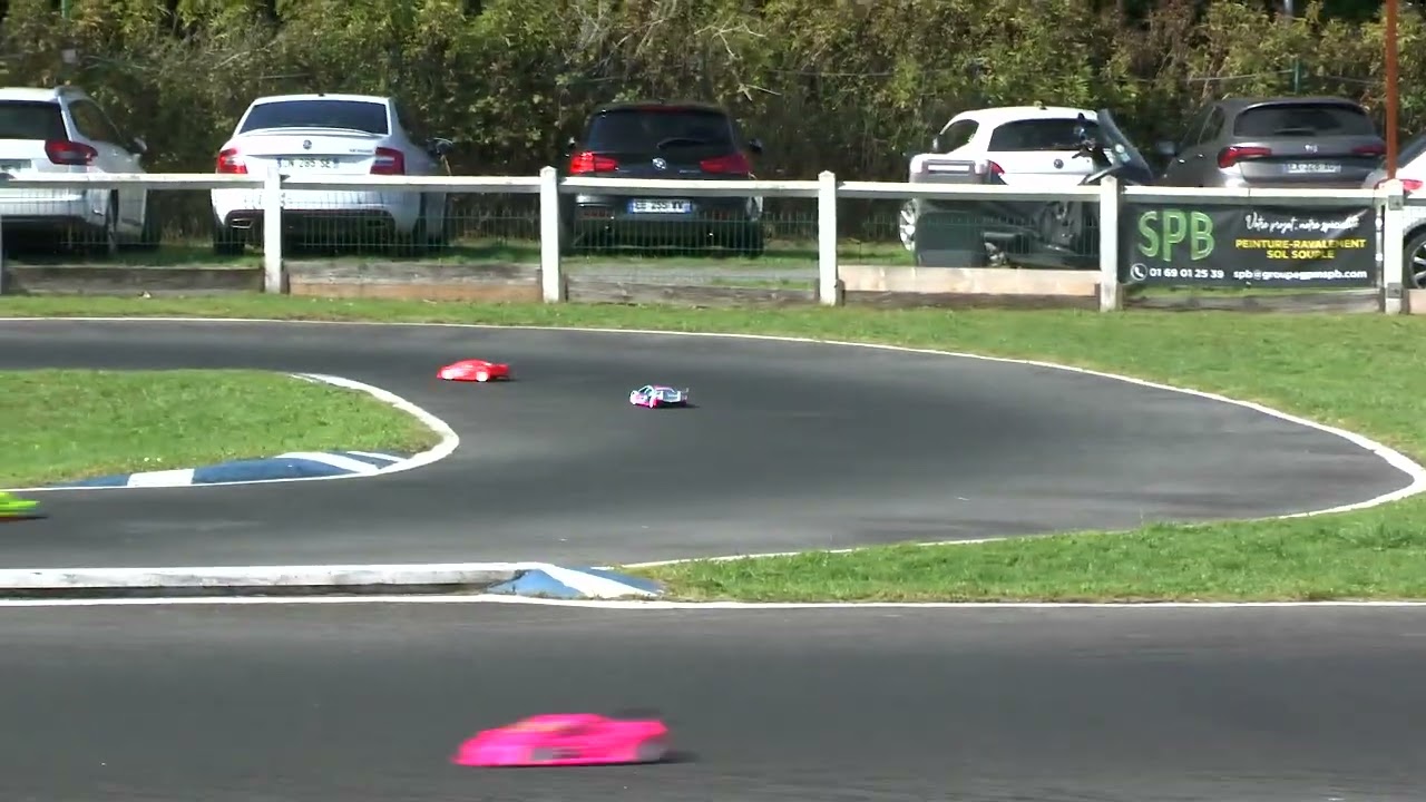 voiture radiocommandée CF 1/10 Dtm Pro 10 a Evry, les finales 2.