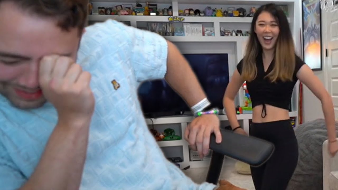 ExtraEmily and Mizkif Have A Dance Battle...
