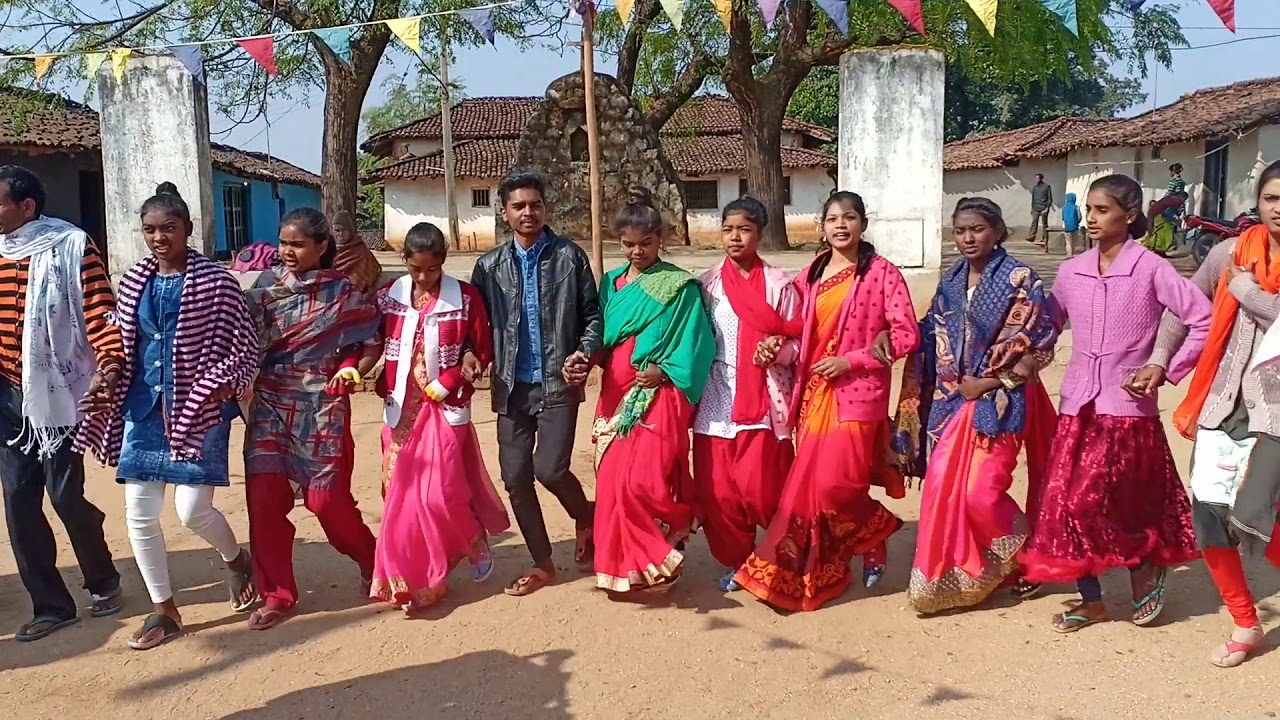 Happy Christmas || Chain Dance || Full Enjoy || Lakra Creations ||
