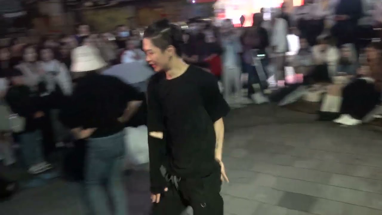 231105 kpop cover dance team ONE OF - Red (HyunA) Hongdae busking