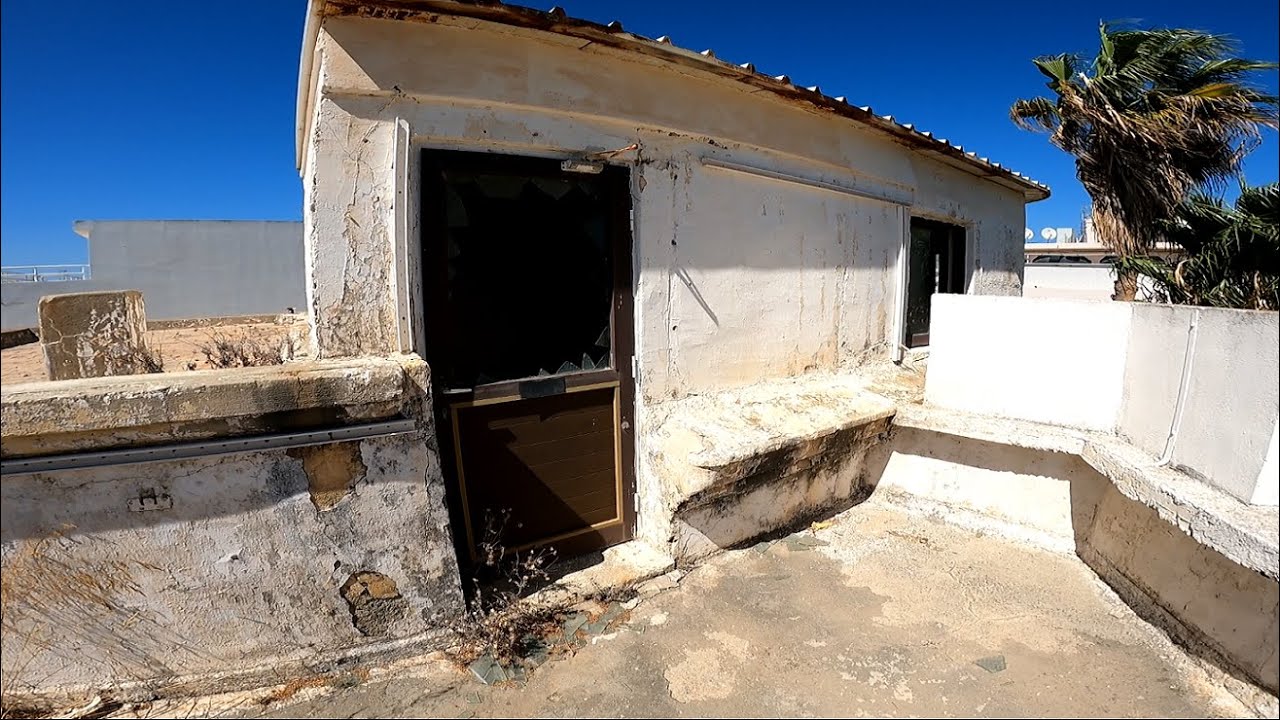 Abandoned Village Brunetti on the island of Kos | Opuszczony dom Brunetti'ego na wyspie Kos (Urbex)
