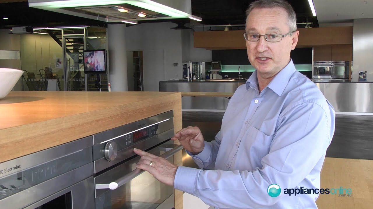 Electrolux EOK96030X combination Steam Oven reviewed by product expert - Appliances Online