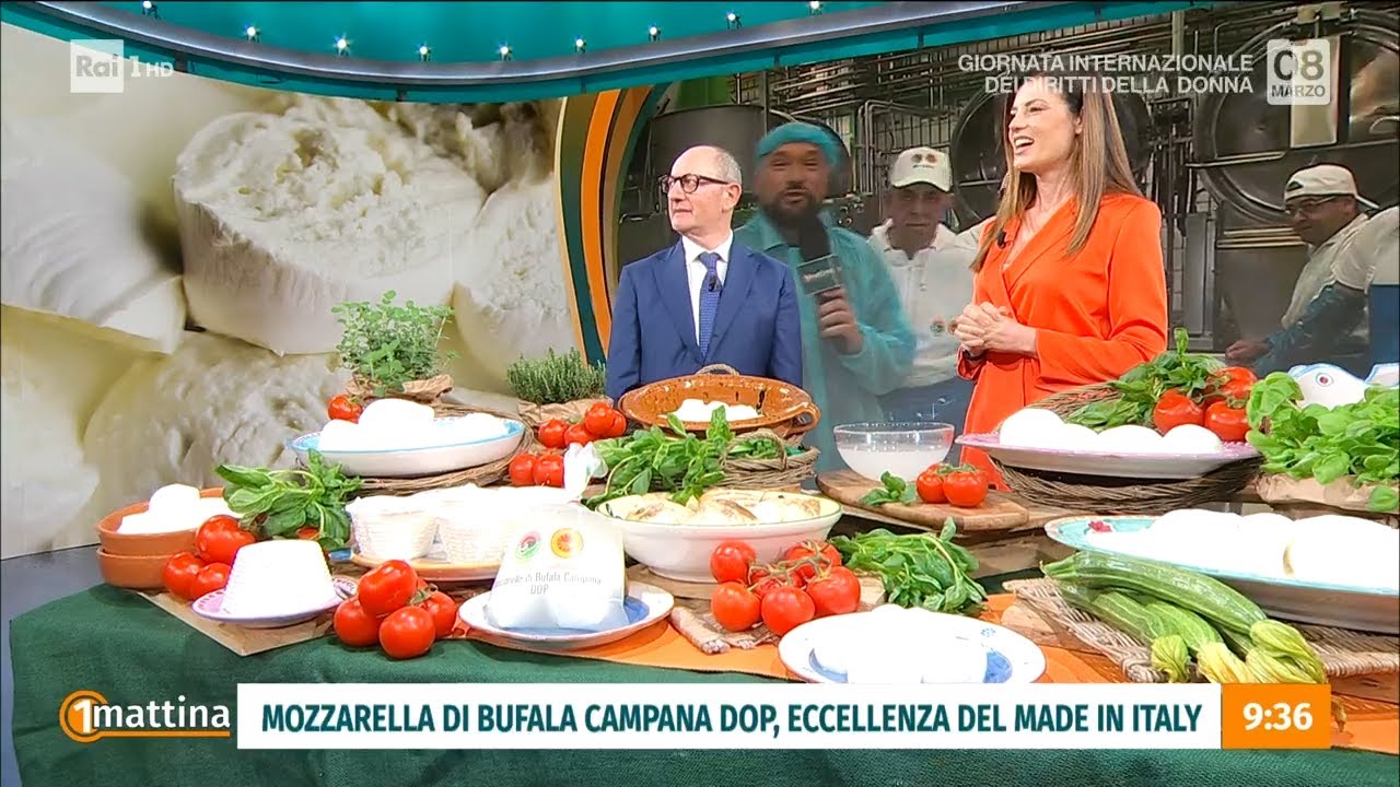 La mozzarella di bufala campana dop - Unomattina - 08/03/2024
