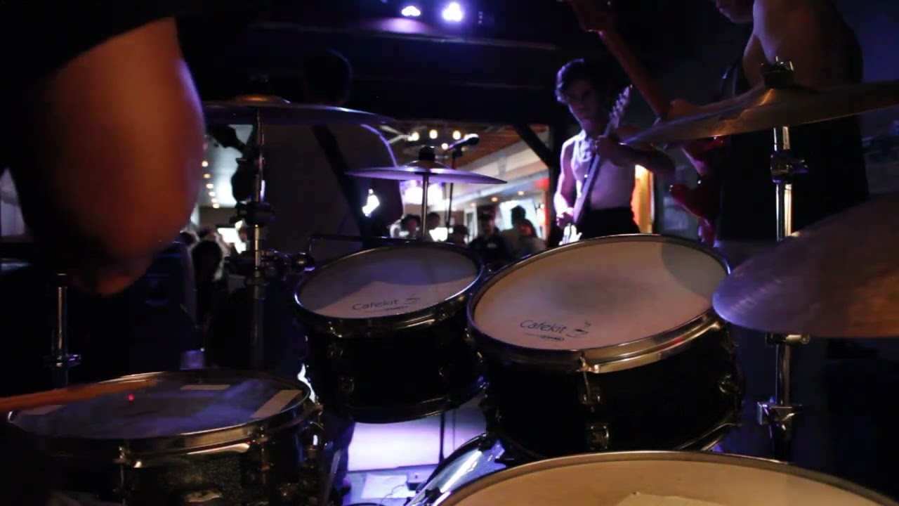 Highlights from Cowl at Saddle Bar
